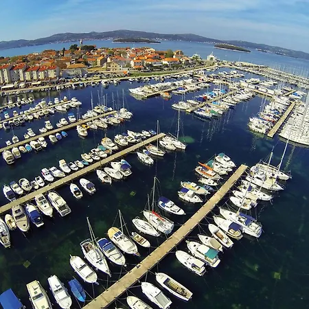 Apartment Gorgeous In Biograd With Wifi