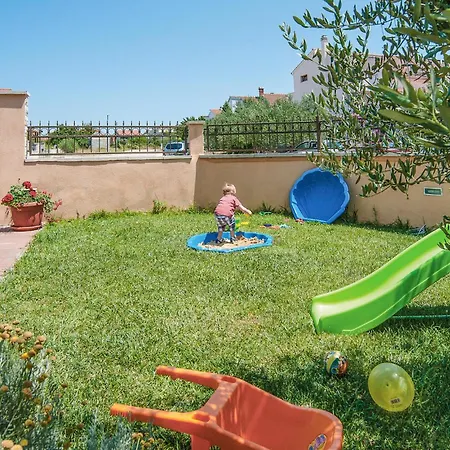 Gorgeous In Biograd With Wifi Apartment Opatijski Torovi